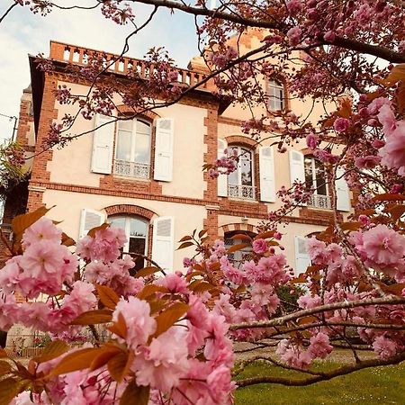 La Villegiature Κουτάνς Εξωτερικό φωτογραφία